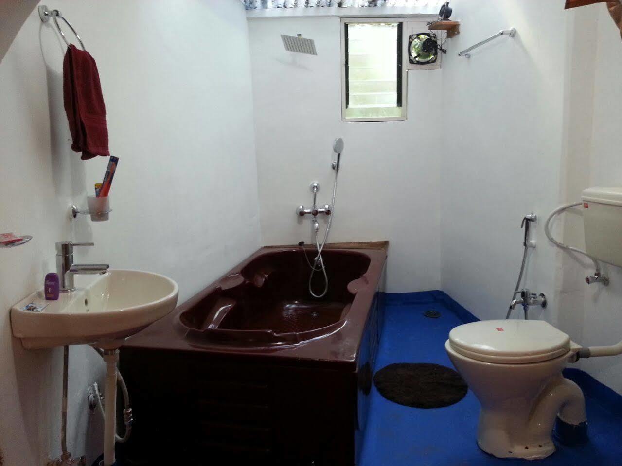 เชอร์บัค อะ ธีม พาร์ค แอนด์ รีสอร์ต Hotel พันช์กานี ภายนอก รูปภาพ