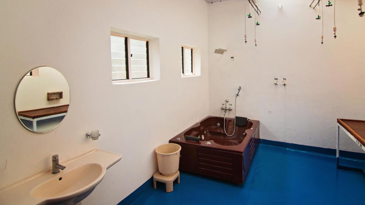 เชอร์บัค อะ ธีม พาร์ค แอนด์ รีสอร์ต Hotel พันช์กานี ภายนอก รูปภาพ